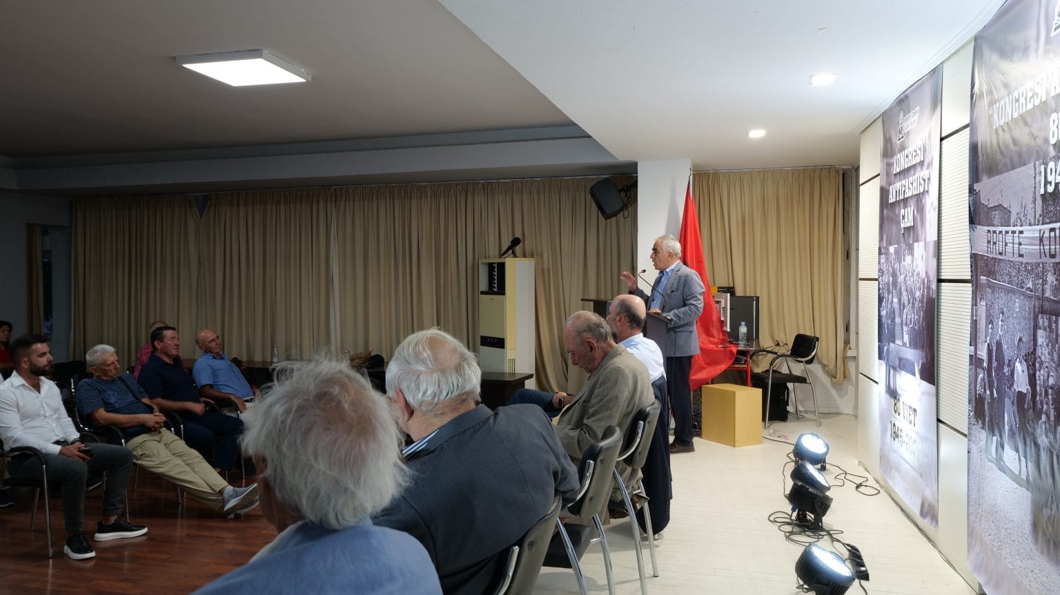 P1002036